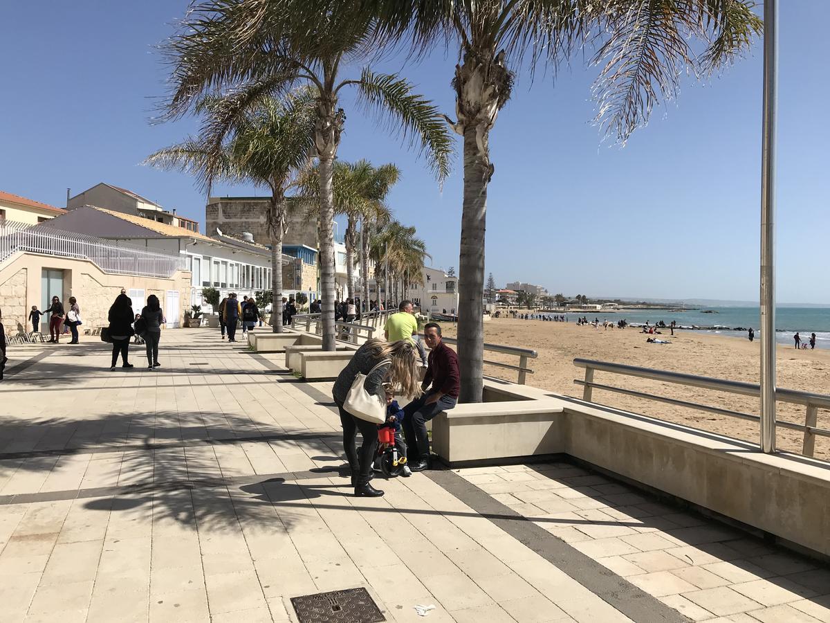 הוילה מרינה די רגוזה La Terrazza Sul Porto מראה חיצוני תמונה